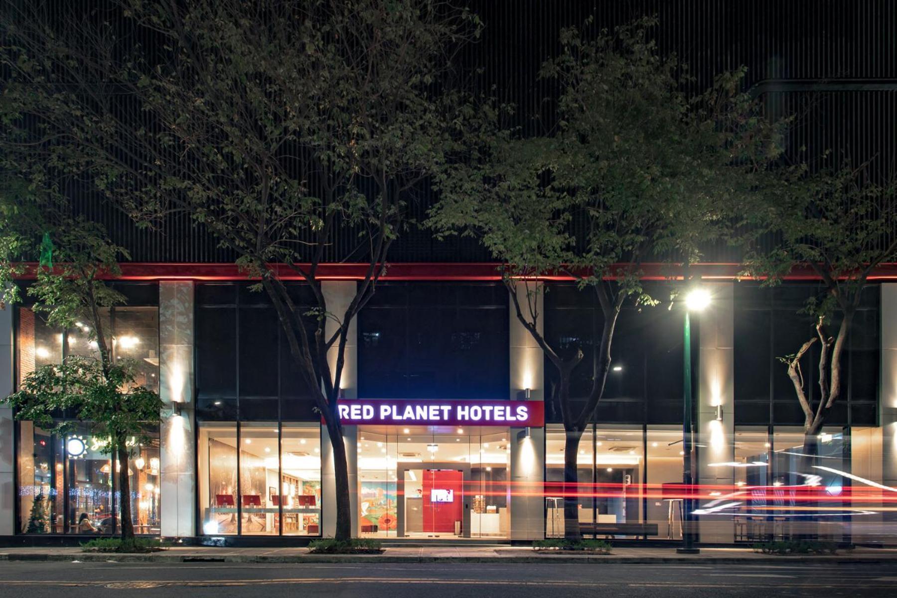 Red Planet Bgc The Fort Taguig Exterior foto